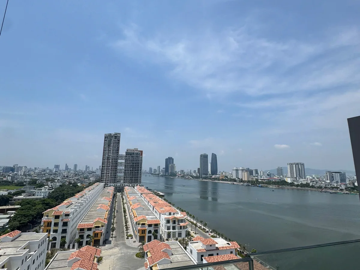 Bàn Giao Căn Hộ Thực Tế Sun Symphony 2